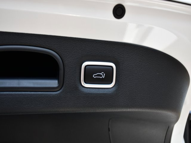 Used 2022 Kia Stinger GT2 image 36