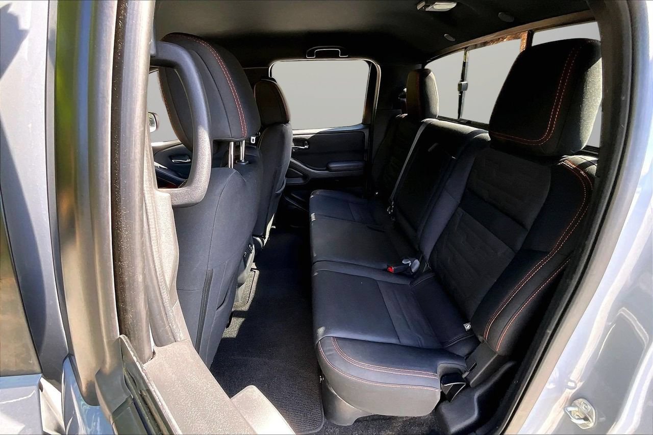 Used 2022 Nissan Frontier PRO-4X AWD/4WD image 21