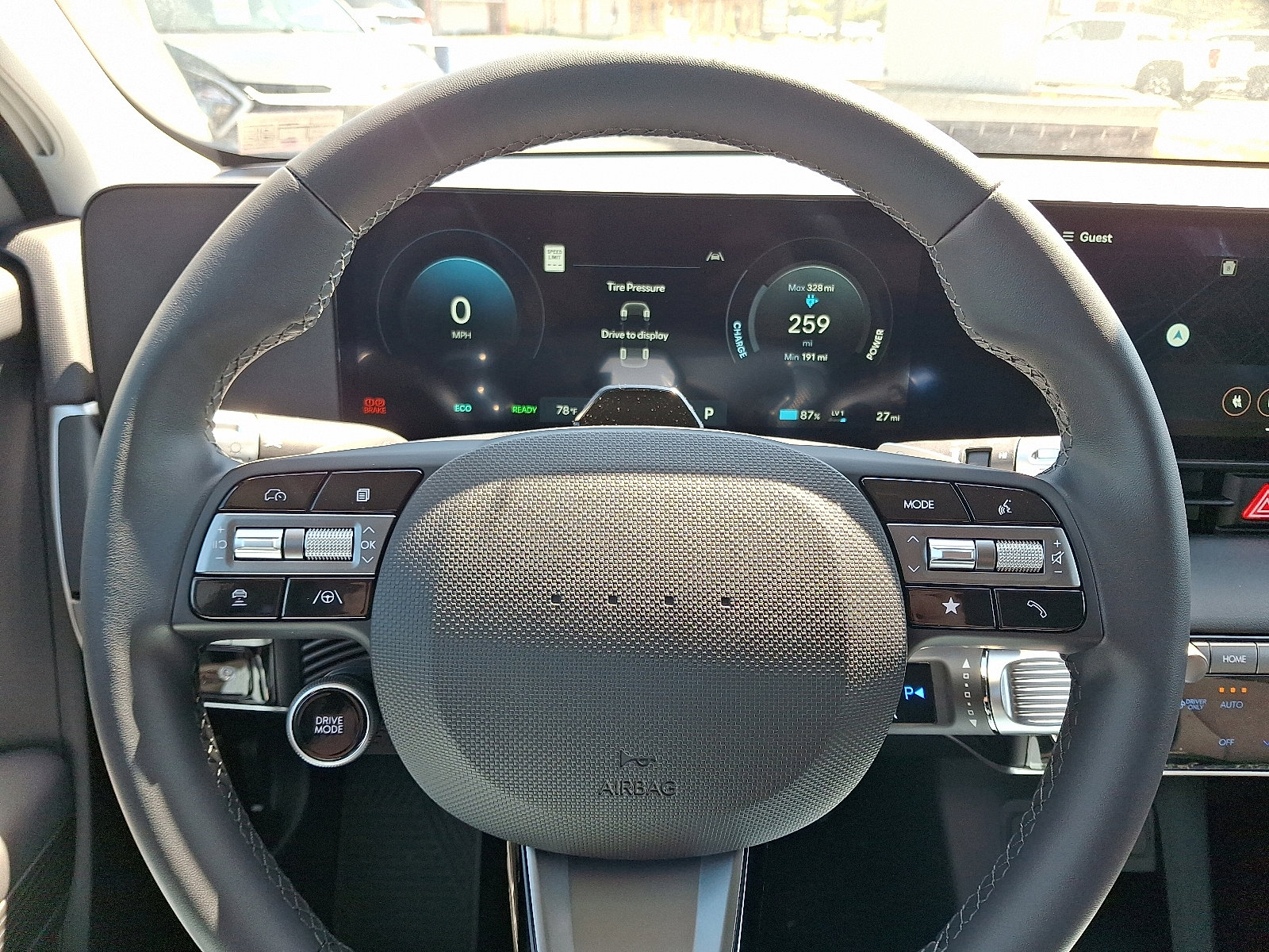 New 2025 Hyundai Ioniq 5 SE image 8