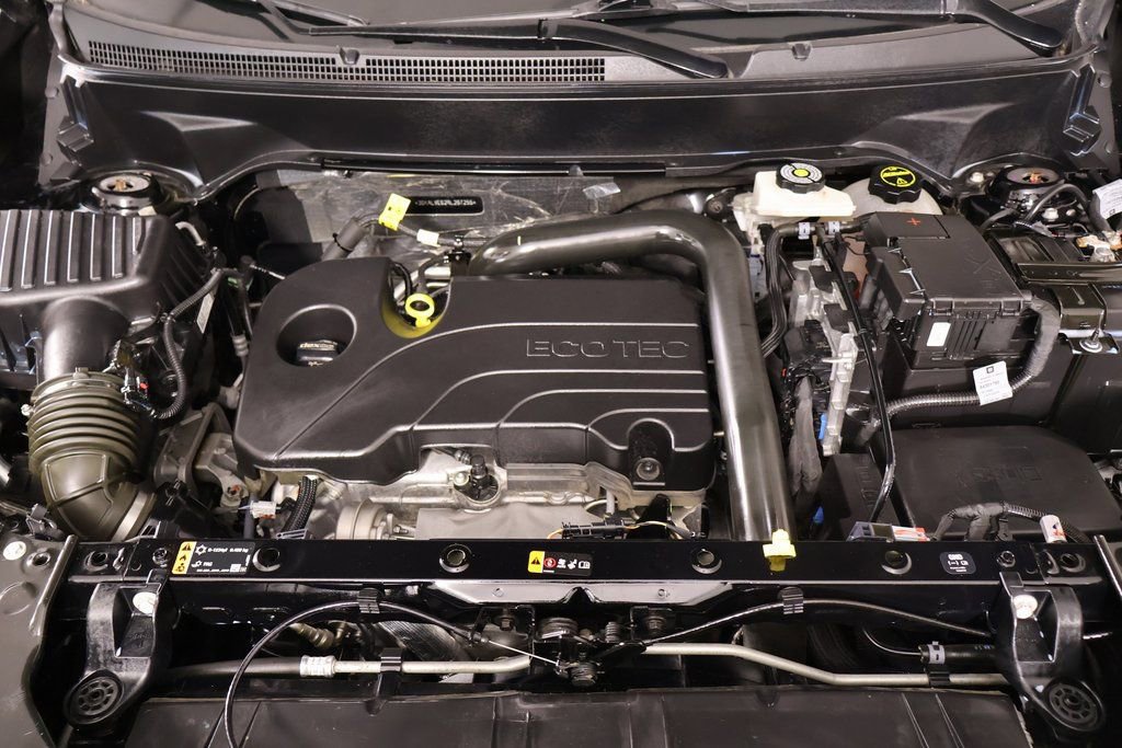 Used 2024 GMC Terrain SLT image 18