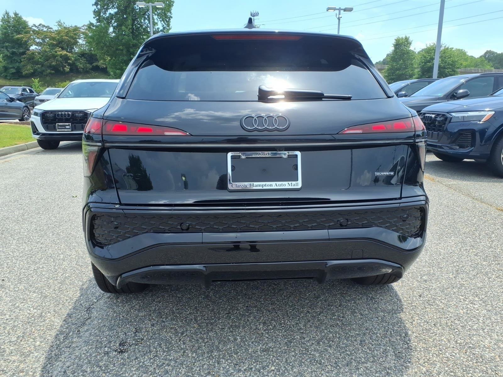 New 2026 Audi Q3 quattro 2.0T AWD/4WD image 7