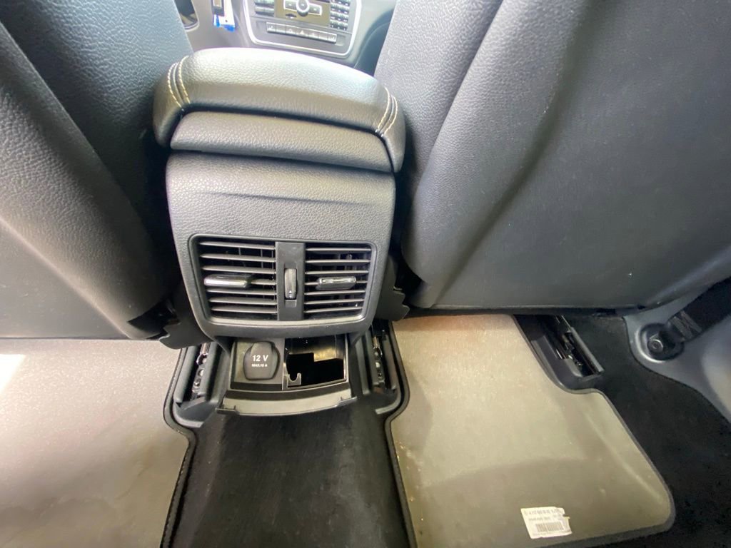 Used 2015 Mercedes-Benz GLA 250 image 23