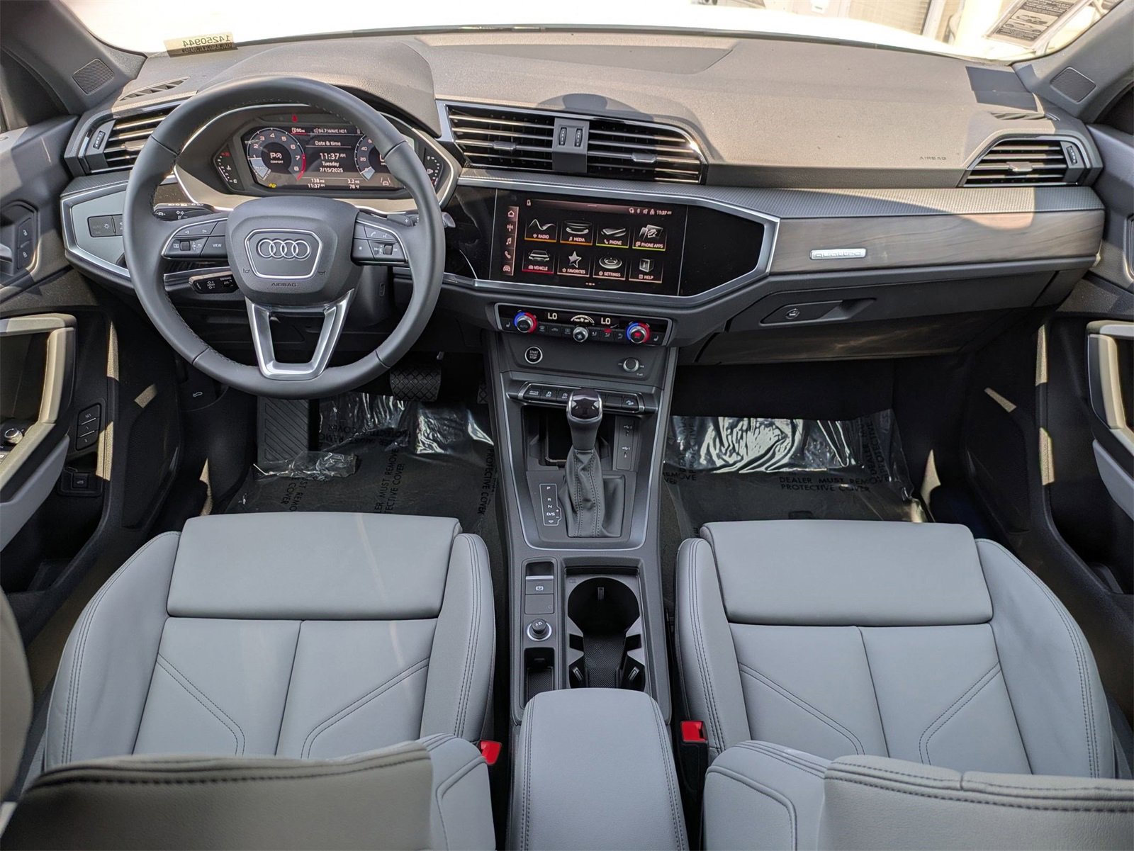 New 2025 Audi Q3 2.0T Premium image 5