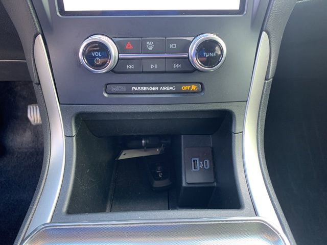Used 2022 Ford Edge SEL image 33