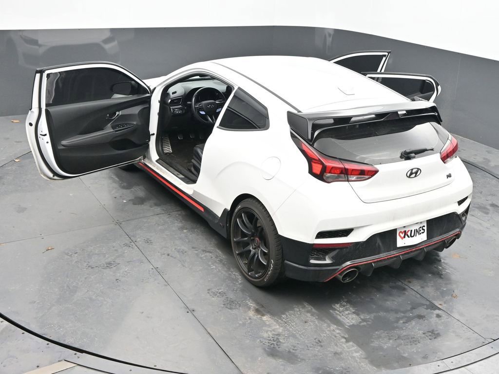 Used 2021 Hyundai Veloster N image 58