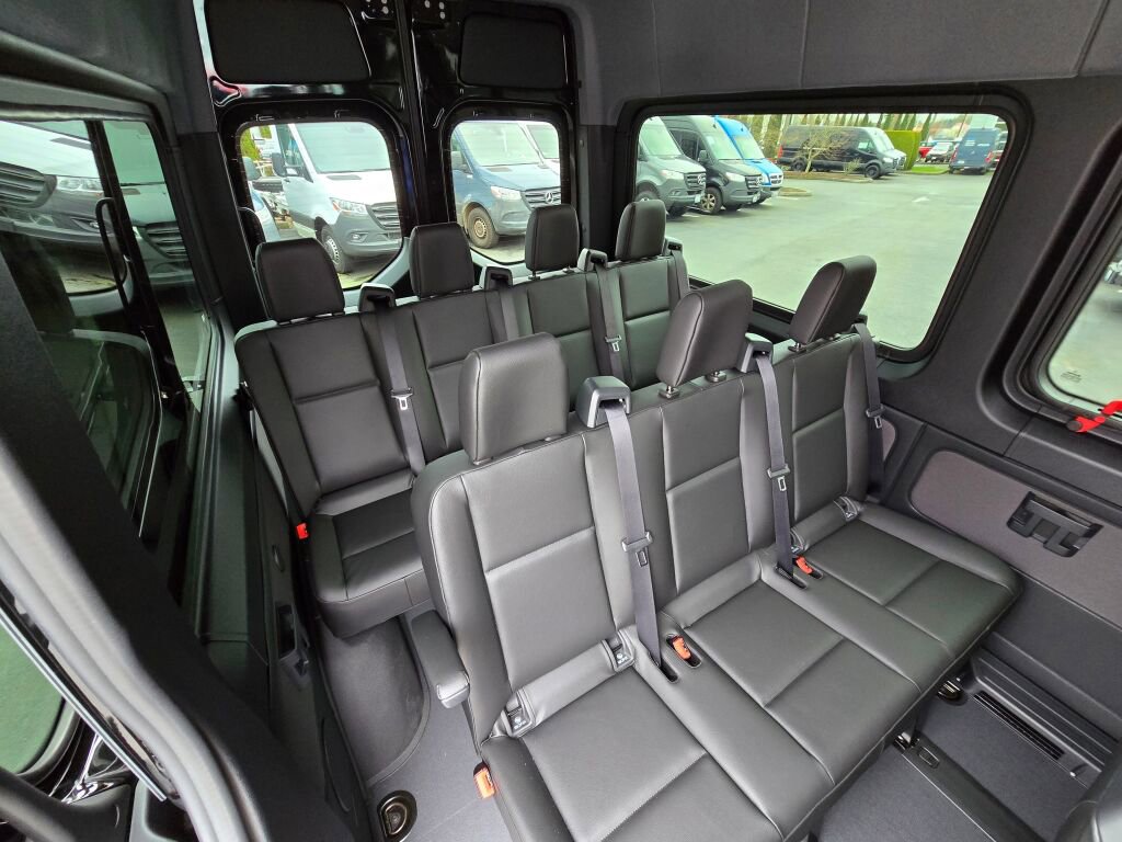 New 2025 Mercedes-Benz Sprinter 2500 image 17
