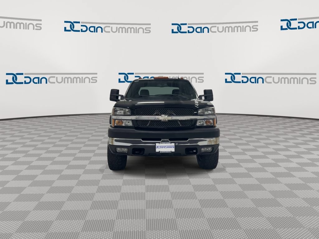 Used 2004 Chevrolet Silverado 2500 LT w/ Skid Plate Package AWD/4WD image 3