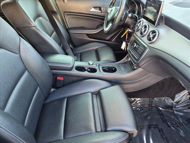Used 2017 Mercedes-Benz GLA 250 4MATIC image 19