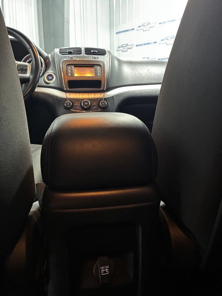 Used 2020 Dodge Journey SE w/ SE Popular Equipment Group FWD image 24