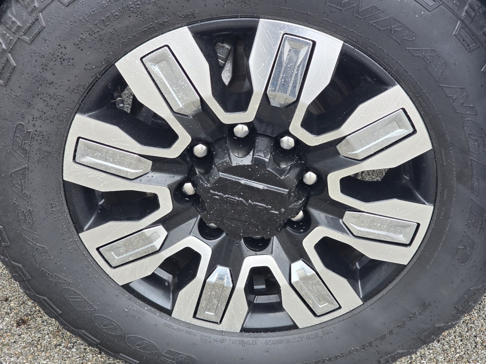 Used 2025 GMC Sierra 2500 Denali w/ LPO, GMC Protection Package AWD/4WD image 10