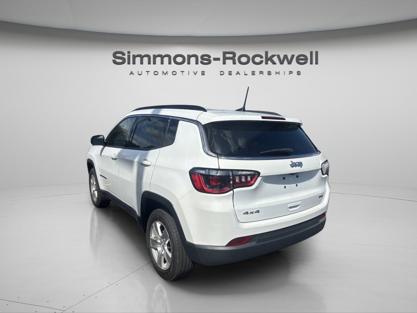 Used 2022 Jeep Compass Latitude w/ Convenience Group image 9