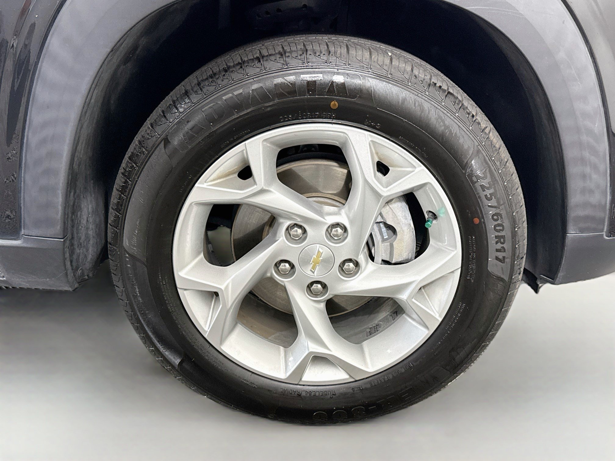 Used 2024 Chevrolet Trax LS w/ LS Convenience Package FWD image 31