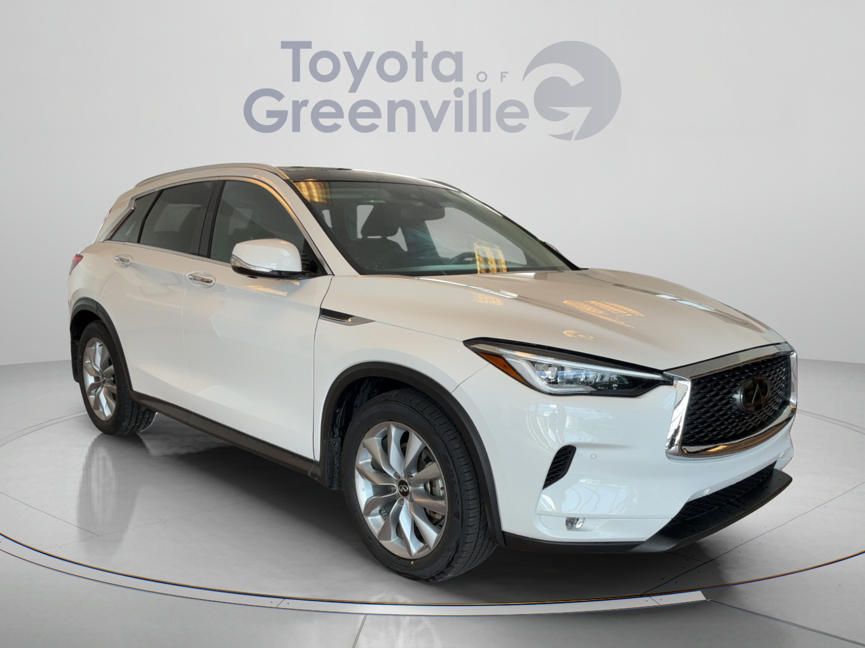 Used 2020 INFINITI QX50 Essential w/ Convenience Package FWD image 8
