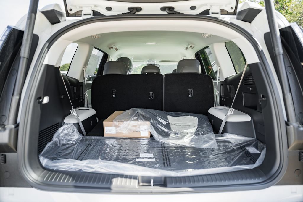 New 2026 Hyundai Ioniq 9 SEL image 9