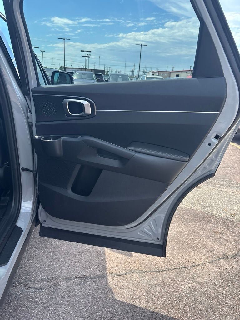 Used 2025 Kia Sorento S w/ Panoramic Sunroof Package FWD image 27