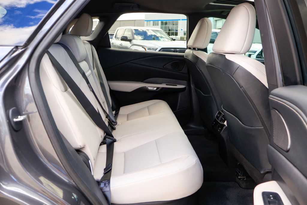 Used 2024 Lexus RX 350 FWD image 12