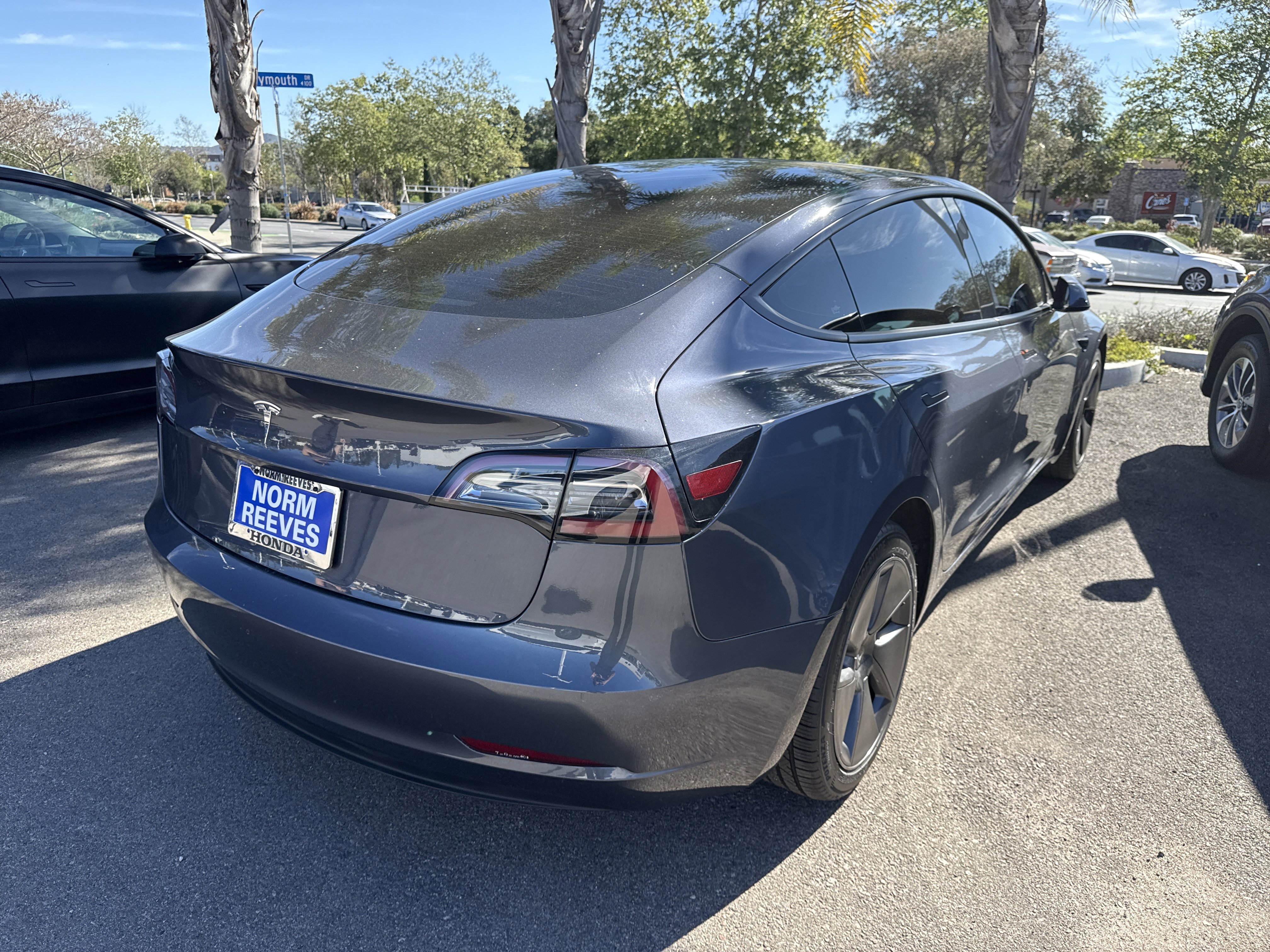 Used 2023 Tesla Model 3 Standard Range image 5