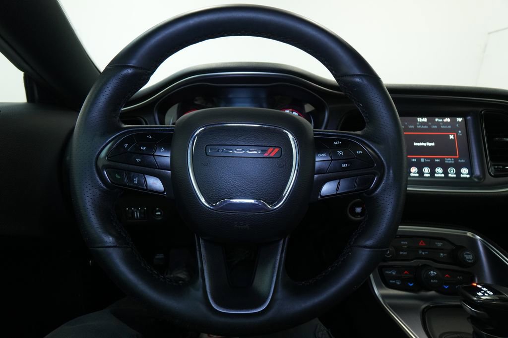 Used 2018 Dodge Challenger SXT Plus image 36