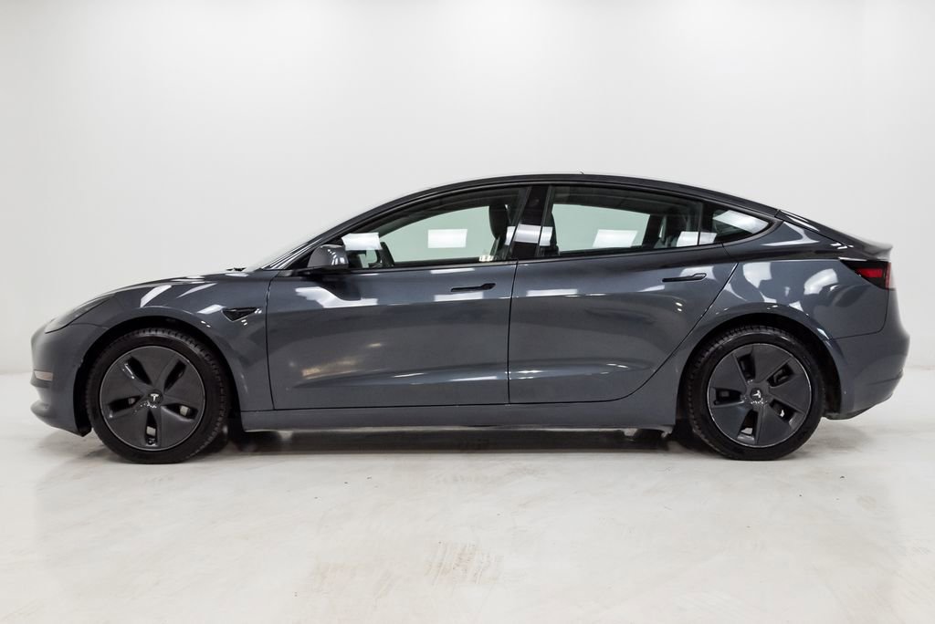Used 2022 Tesla Model 3 Long Range AWD/4WD image 24