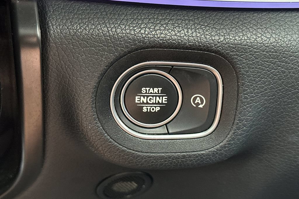 Used 2022 Mercedes-Benz GLS 450 4MATIC image 24