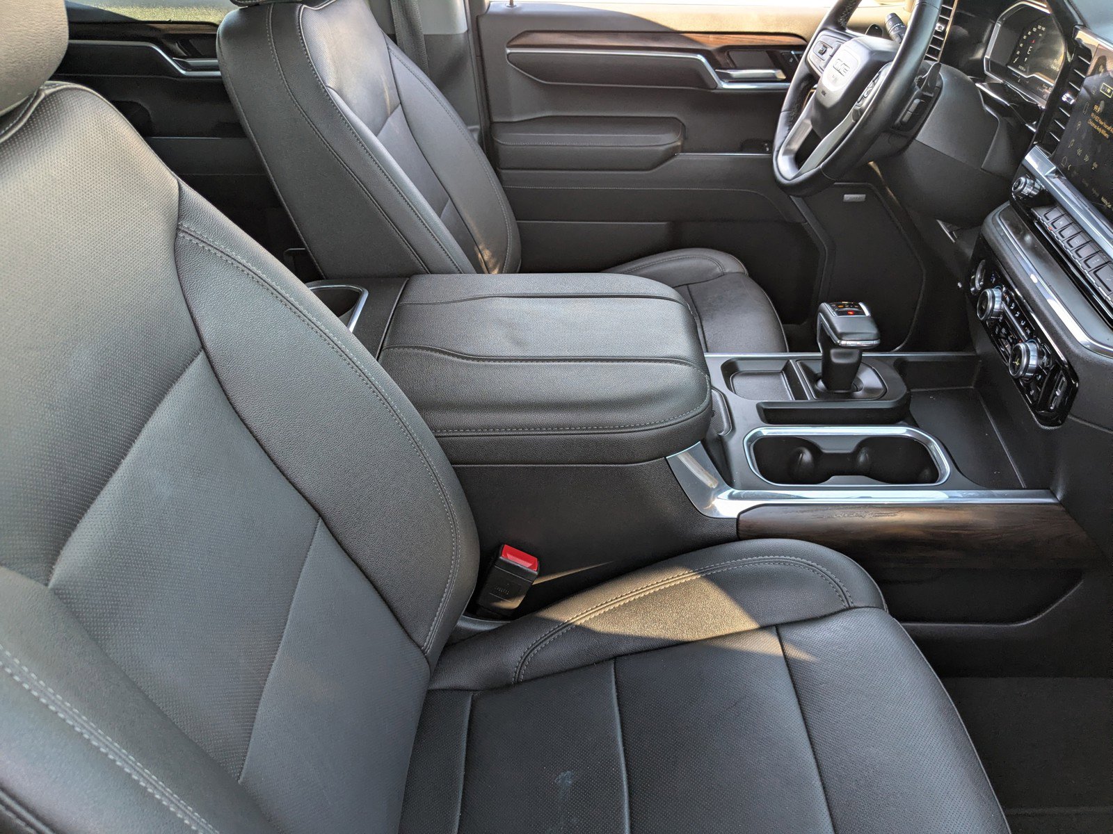 Used 2023 GMC Sierra 1500 SLT w/ SLT Premium Package image 12