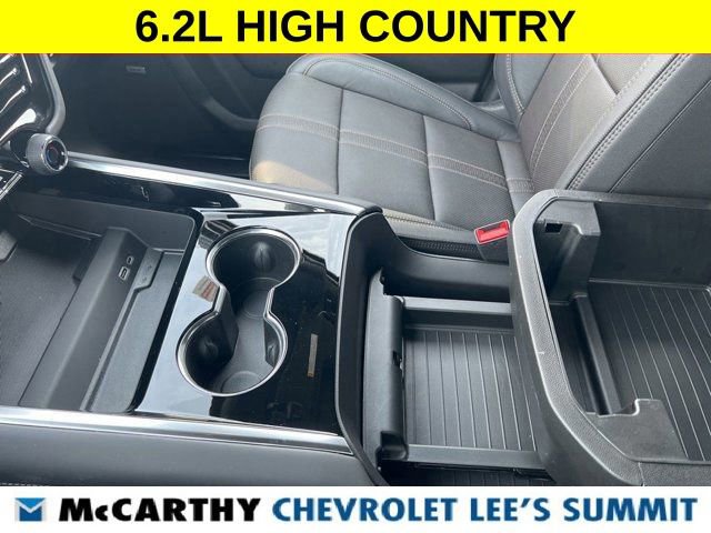 Used 2025 Chevrolet Tahoe High Country image 46