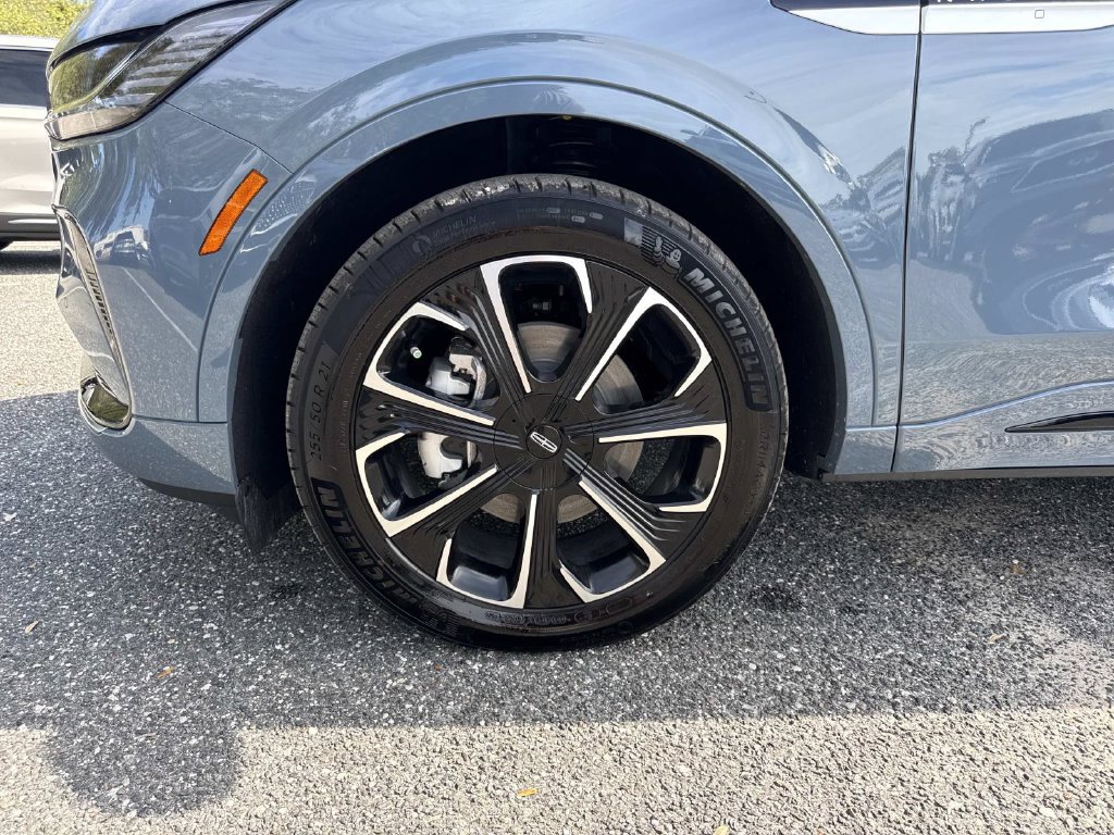New 2026 Lincoln Nautilus Reserve AWD/4WD image 10