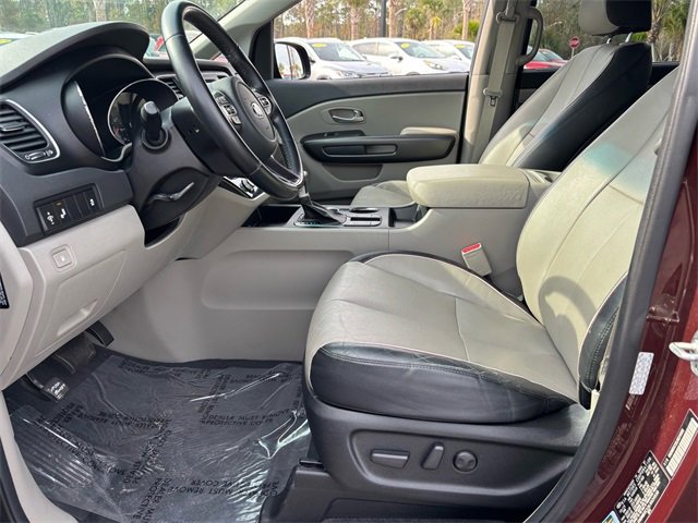 Used 2020 Kia Sedona EX image 5