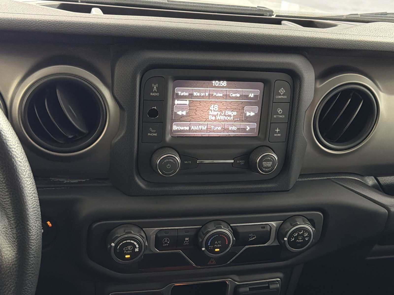 Used 2020 Jeep Wrangler Unlimited Sport AWD/4WD image 18