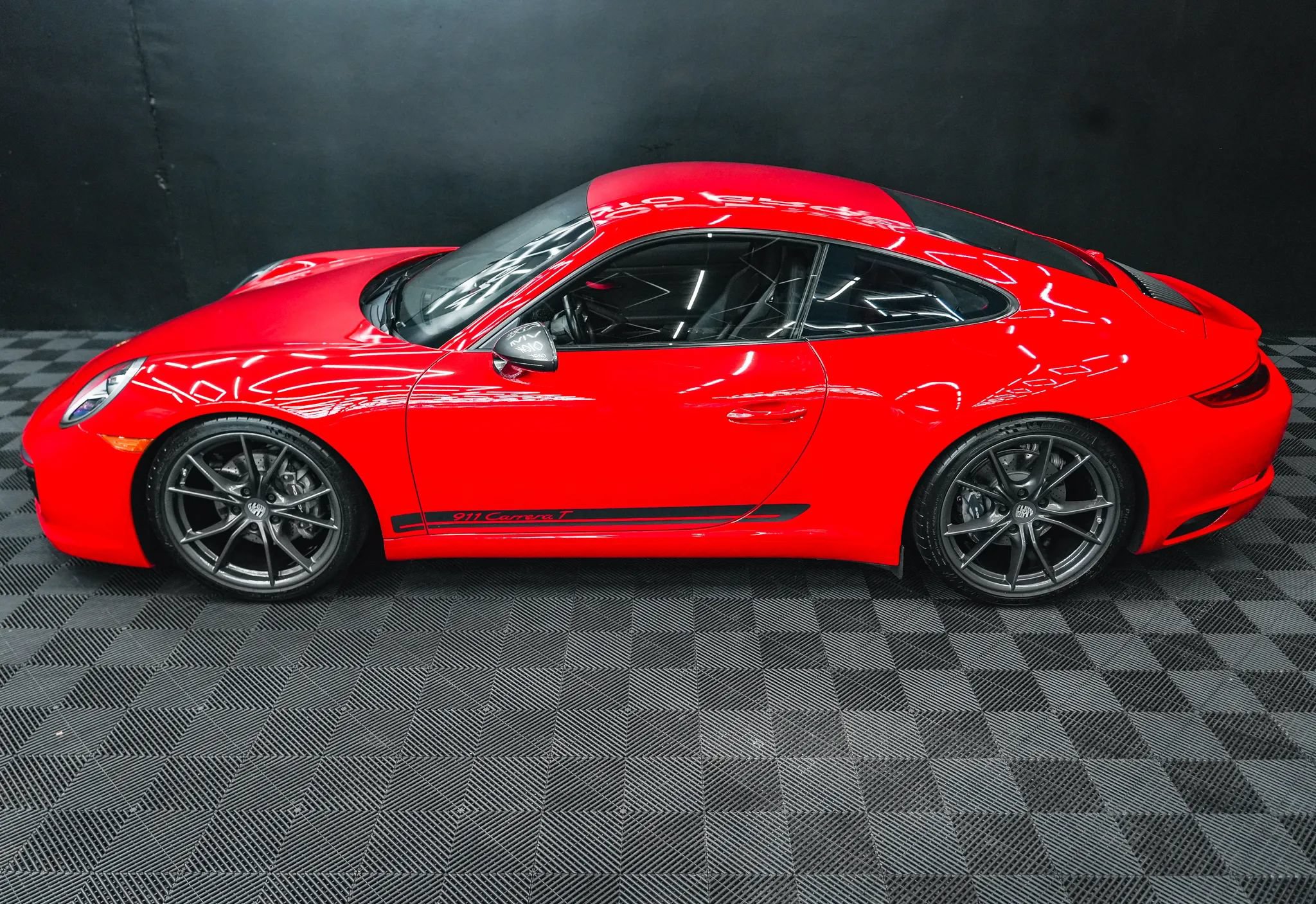 Used 2018 Porsche 911 Carrera T RWD image 27