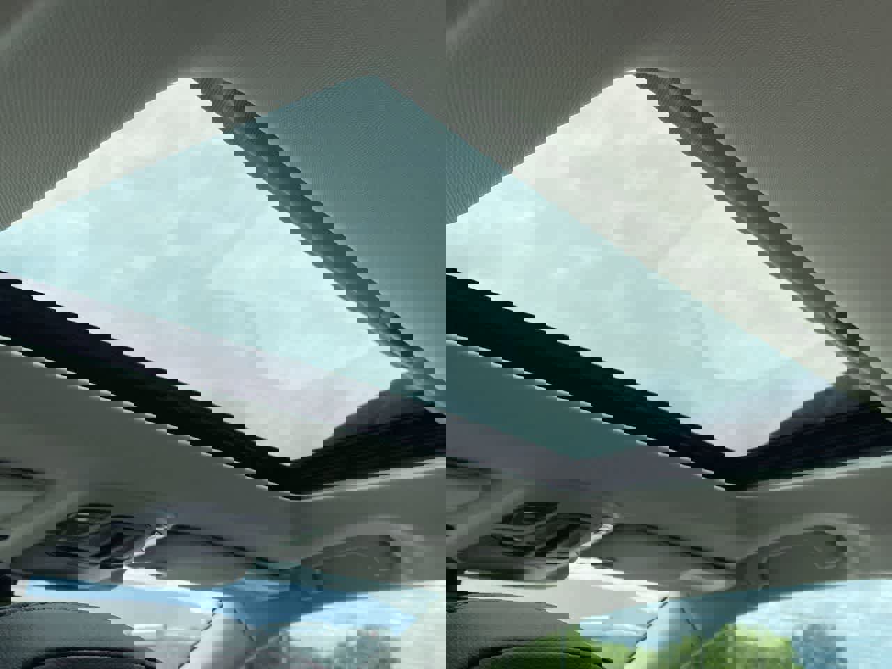 Used 2025 Subaru Outback Limited image 18