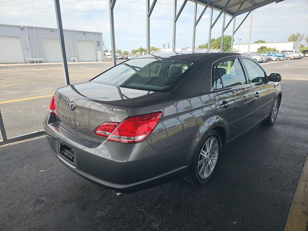 Used 2007 Toyota Avalon Limited FWD image 6