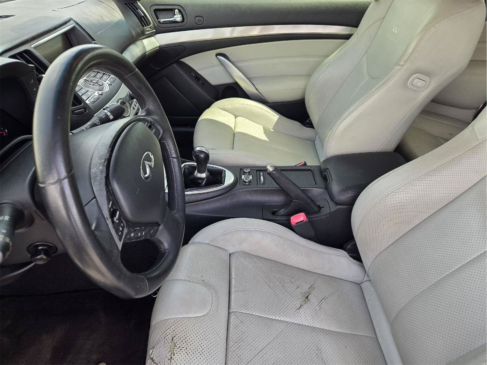 Used 2009 INFINITI G37 Sport w/ Premium Pkg RWD image 12