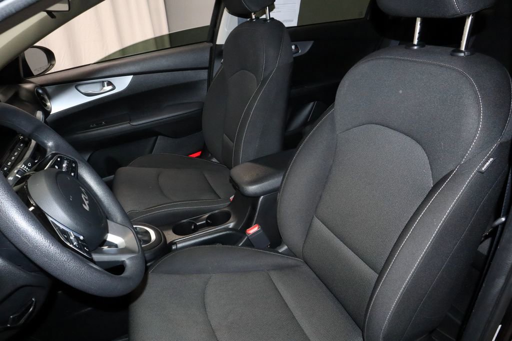 Used 2023 Kia Forte LXS FWD image 25