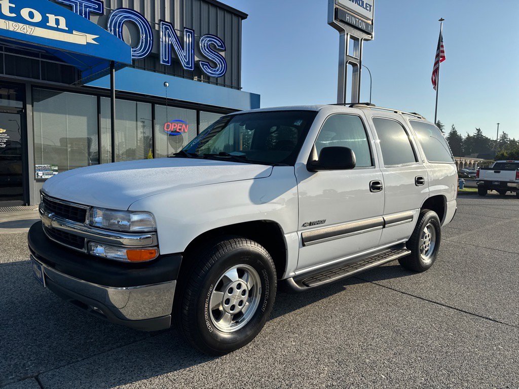 Used 2002 Chevrolet Tahoe LS image 1