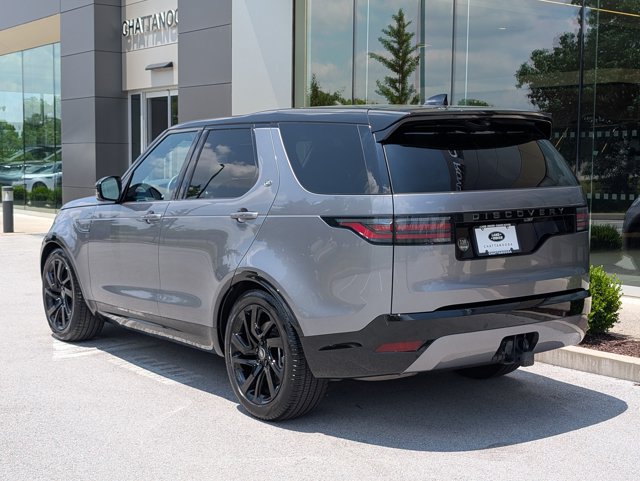 Certified 2024 Land Rover Discovery Dynamic SE AWD/4WD image 3