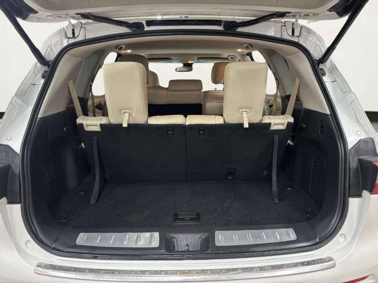 Used 2015 INFINITI QX60 AWD w/ Premium Plus Package image 18