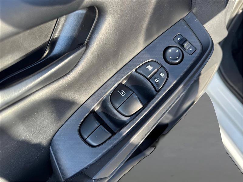 Used 2024 Nissan Sentra S FWD image 29
