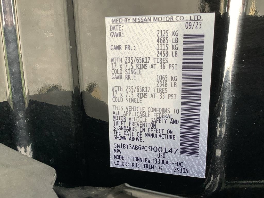 Used 2023 Nissan Rogue S image 30