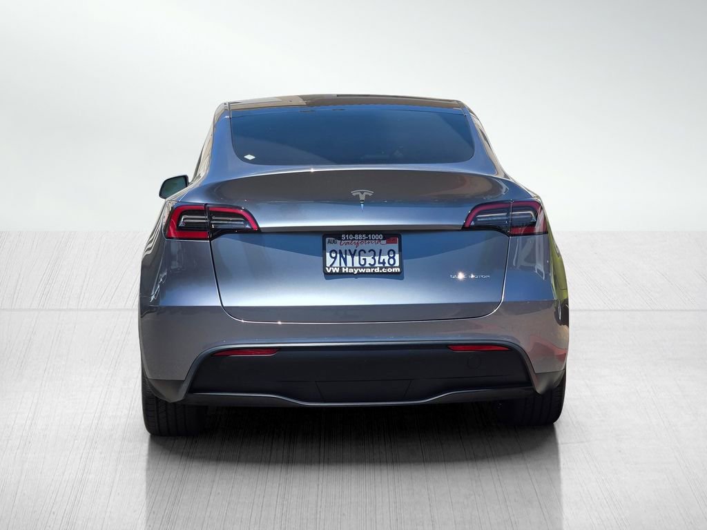Used 2024 Tesla Model Y Long Range AWD/4WD image 6
