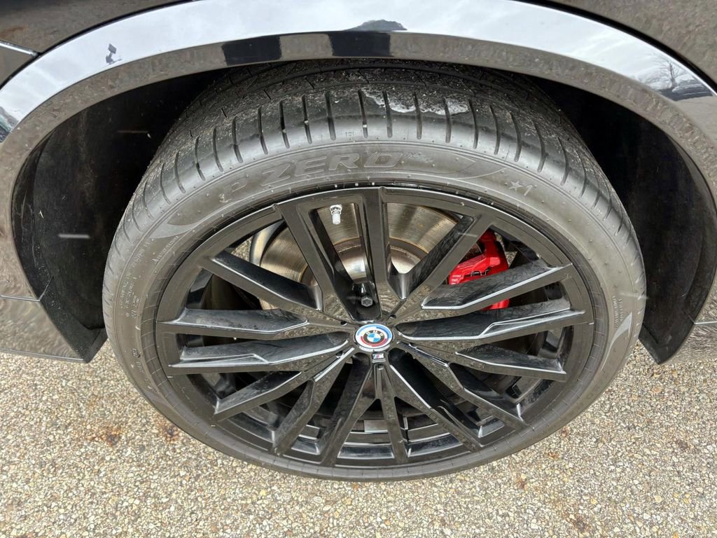 Certified 2023 BMW X5 M50i w/ Executive Package image 10