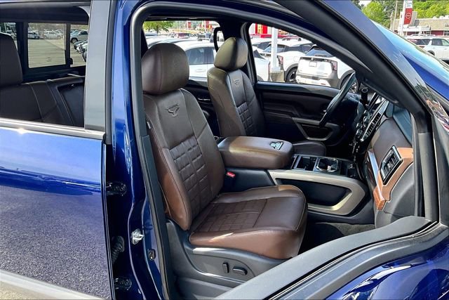 Used 2022 Nissan Titan Platinum Reserve w/ Moonroof Package AWD/4WD image 29