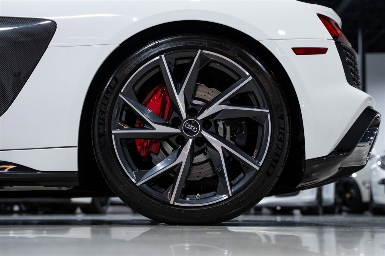 Used 2021 Audi R8 V10 RWD image 44