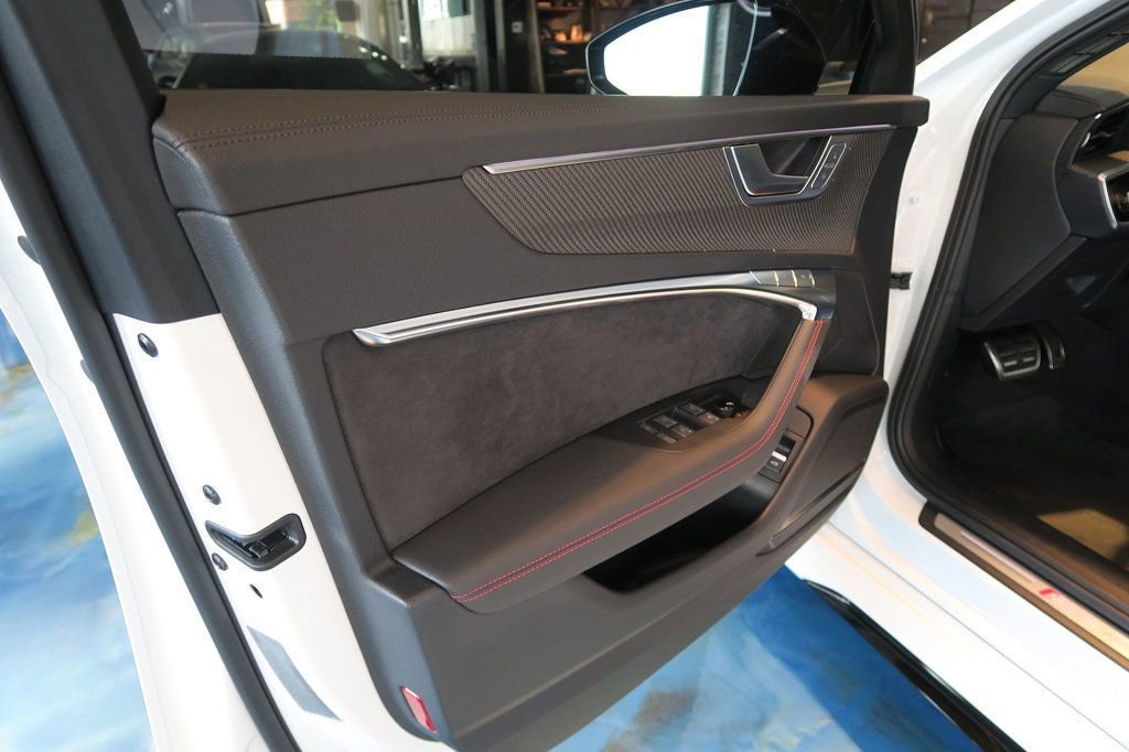 Used 2023 Audi RS 6 image 8