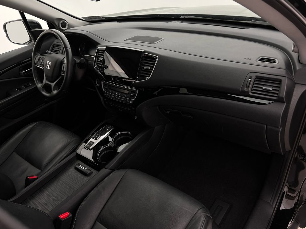 Used 2020 Honda Pilot Touring image 16