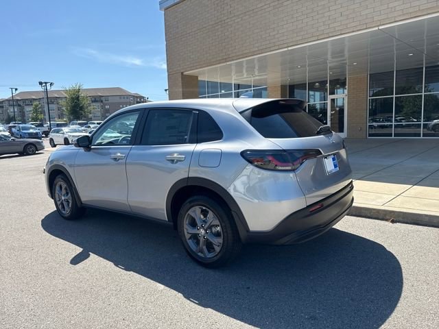 New 2026 Honda HR-V LX image 2