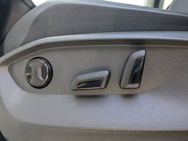 Certified 2023 Volkswagen Tiguan SE w/ Panoramic Sunroof Package FWD image 21