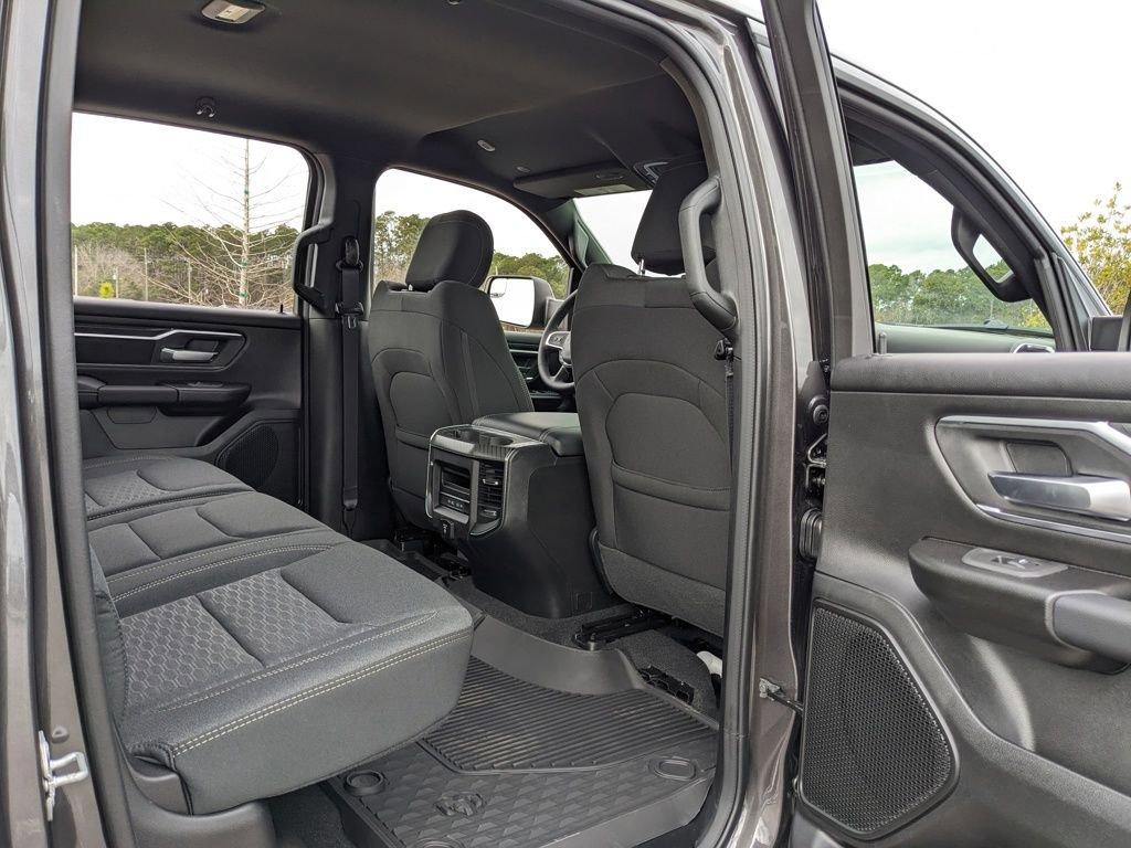 New 2026 RAM 1500 4x4 Crew Cab image 49