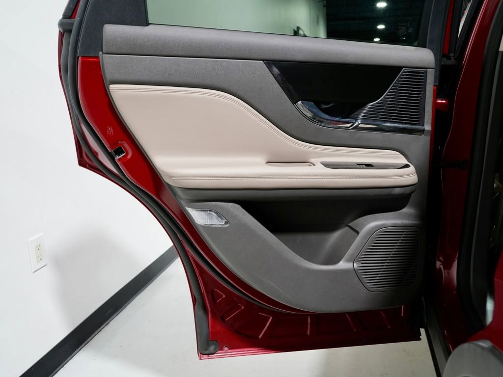 Used 2022 Lincoln Corsair FWD image 25