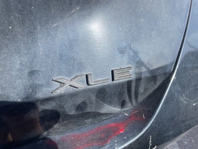 Used 2021 Toyota Avalon XLE image 7